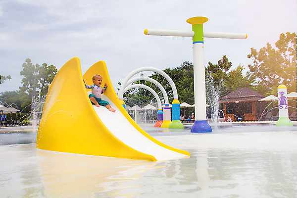 포토 JPG 해외이미지 배너 공원 행복 물결 어린이 스포츠 파도 백그라운드 이동 가족 모션 휴가 휴식 바닥 수영장 한명 야외 물 파란색 컬러풀 반사 수영 젖음 신선 원형 네트워크 액체 떨어짐 미끄럼틀 큼 흥분 웨이브 철책 해외포토 자연요소 도형 1 공공시설 감정 바다 컬러 컨셉 관계 사람 수상스포츠 놀이기구 크기 파일형식 이미지허브