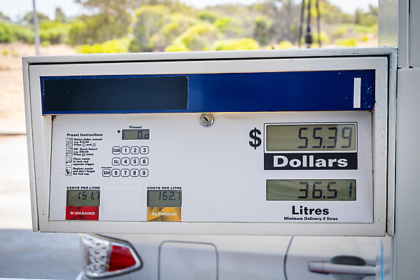 포토 JPG 해외이미지 산업 도로 여행 비즈니스 교통시설 자동차 사람없음 야외 환경 힘 에너지 수확 잡기 역 호주 기름 휘발유 가격 서비스 탱크 연료 가스 호스 서명 펌프 디젤 옛날 차고 화학물질 해외포토 길 음식 육상교통 교통 농업 모션 화학 오세아니아 석유 시설 파일형식 이미지허브
