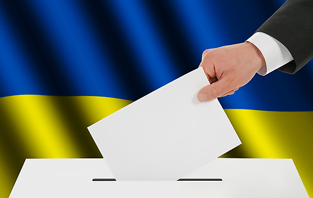 포토 JPG 해외이미지 손 디자인 종이 파도 백그라운드 비즈니스 사람 정장 사람없음 상자 자유 흰색 깃발 선택 투표 선거 민주주의 심볼 사인 문서 해결 애국심 고립 대통령 삽입 설문지 우크라이나 전국 정부 정치 해외포토 옷 유럽 바다 컬러 컨셉 신체부위 파일형식 이미지허브