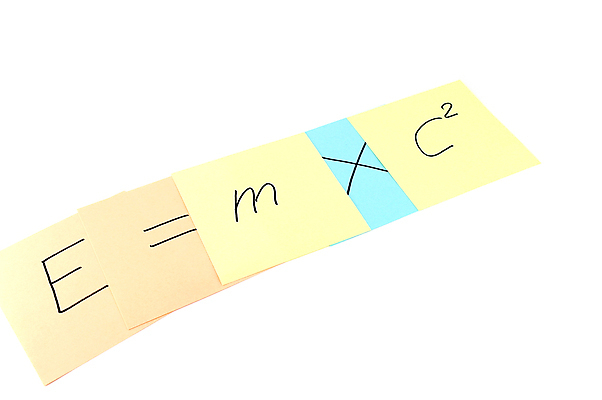 포토 JPG 해외이미지 교육 종이 과학 백그라운드 오렌지 통신 학교 기술 사람없음 일상 초록색 스터디 세트 노란색 우주 쪽지 에너지 흰색 편지 심볼 사인 속도 대학교 공식 덩어리 패드 물리학 조언 목차 이론 해외포토 컬러 과일 라이프 학습 물리 파일형식 이미지허브