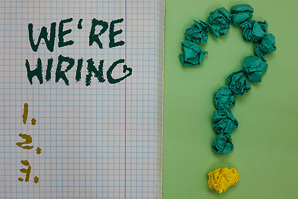 포토 JPG 해외이미지 영어 실내 사람없음 물음표 모눈종이 리스트 종이뭉치 초록배경 해외포토 문자 기호 종이 백그라운드 내부 초록색 뭉치 파일형식 이미지허브