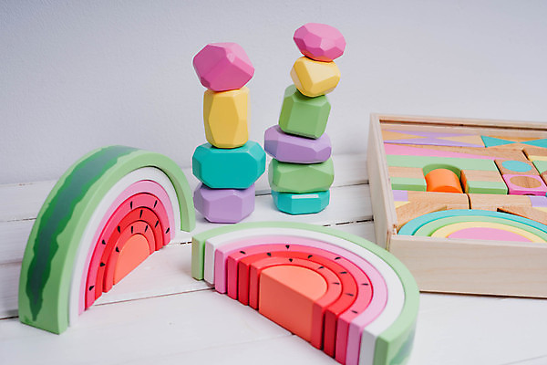 포토 JPG 해외이미지 교육 어린이 분홍색 백그라운드 무지개 오렌지 학교 자연 놀이 수박 미술 안전 사람없음 야외 목재 빨간색 초록색 파란색 컬러풀 장난감 운동 노란색 유치원 장비 게임 흰색 볼링 민트 큐브 에코 딸랑이 라일락 개발 돌봄 생태학 해외포토 자연요소 나무 꽃 컬러 과일 재료 모션 문화예술 건강 사람 구기 환경 아기용품 허브 생태계 파일형식 이미지허브