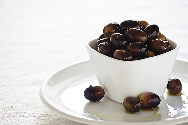 포토 JPG 해외이미지 식기 접시 음식 채소 사람없음 갈색 노란색 검은색 흰색 사발 닫기 애피타이저 올리브 채식주의자 해외포토 열매 컬러 모션 사기그릇 채식 파일형식 이미지허브