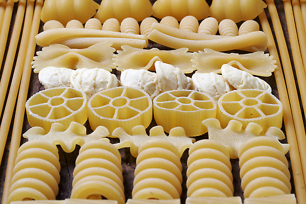 포토 JPG 해외이미지 문화 음식 백그라운드 다이어트 재료 파스타 건강 스파게티 요리 사람없음 노란색 저녁식사 이탈리아 흰색 지중해 먹기 질감 날것 점심식사 고립 탄수화물 해외포토 유럽 바다 컬러 모션 서양음식 식사 파일형식 이미지허브