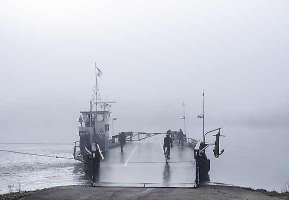 포토 JPG 해외이미지 전통 유럽 여행 십자가 건축양식 하늘 휴가 전등 항해 파노라마 풍경 사람없음 야외 건물 물 강 도시풍경 햇빛 태양 안개 도시 보트 네덜란드 함선 스카이라인 건너기 뿌연 수평선 해외포토 자연요소 건축물 건축 나라 배_교통 모션 날씨 조명 촬영기법 파일형식 이미지허브