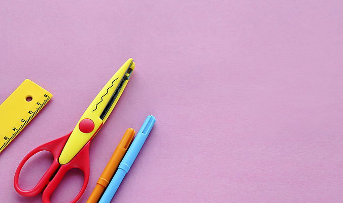 포토 JPG 해외이미지 템플릿 디자인 교육 종이 백그라운드 컨셉 패턴 학교 탁자 아이디어 직장 창조 사람없음 책 스터디 컬러풀 사무실 연필 펜 유행 우주 공책 페인트 활발 흰색 작업실 플랫 정상 배열 책상 질감 크레파스 위치 혁명 단절 소셜미디어 획기적 미니멀 해외포토 컬러 가구 무늬 회사 비즈니스 문구용품 학용품 학습 필기구 파일형식 이미지허브