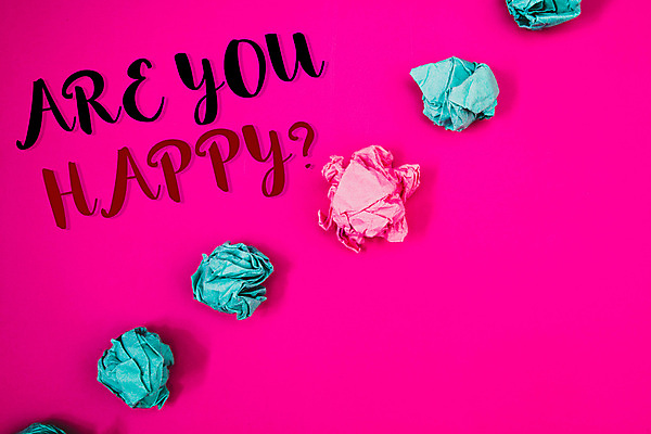 포토 JPG 해외이미지 손글씨 영어 행복 실내 사람없음 질문 일렬 종이뭉치 분홍색배경 해외포토 문자 감정 종이 분홍색 백그라운드 내부 뭉치 파일형식 이미지허브