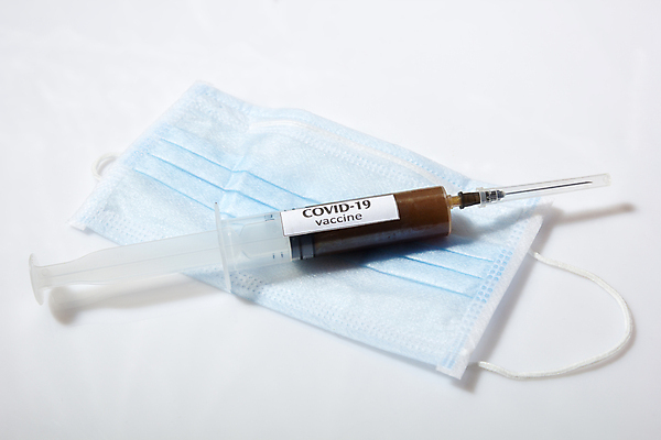 포토 JPG 해외이미지 얼굴 컨셉 비즈니스 건강 주사기 가면 사람없음 치료 약 장비 바늘 액체 수술 오염 호흡기관 바이러스 보호 오브젝트 예방 주사약 고립 돌봄 백신 예방접종 인플루엔자 전염병 해외포토 의학 의료기기 모션 신체부위 도구 장기_의학 질병 접종 파일형식 이미지허브