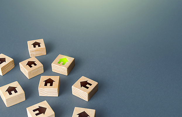 포토 JPG 해외이미지 비즈니스 주택 사람없음 빛 여러개 집모양 나무블록 해외포토 모양 다수 건물 목재 블록 파일형식 이미지허브