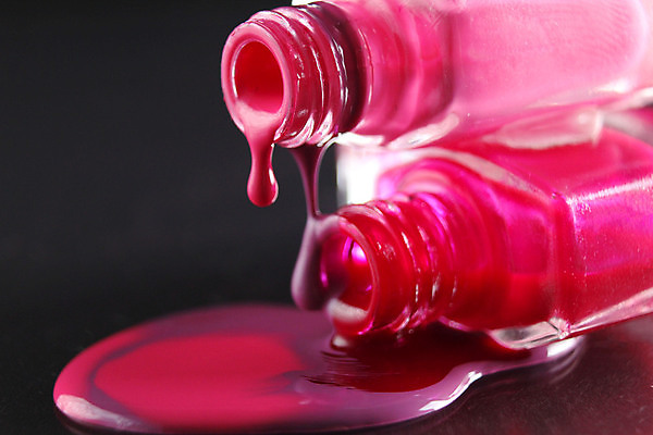 포토 JPG 해외이미지 여자 백그라운드 유리 사람없음 빨간색 빛 뷰티 유행 상점 보라색 페인트 화장품 흐름 흰색 못 오픈 화려 액체 붓기 고급 우아함 떨어짐 컨테이너 손톱관리 손톱 매니큐어 광택 쏟아짐 청동 고립 니스 돌봄 스타일 해외포토 손 산업 컬러 컨셉 모션 재질 사람 공구 네일아트 파일형식 이미지허브