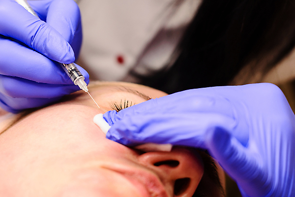 포토 JPG 해외이미지 모자 얼굴 장갑 건강 주사기 씨앗 한명 사람 성인 가로 약 라벨 시험 표현 점 닫기 기름 눈동자 눈썹 피부 묘사 슛 비전 부드러움 삭제 계좌 돌봄 해외포토 식물 1 잡화 교육 음식 의학 의료기기 모션 프레임 신체부위 금융 눈_신체부위 감각 파일형식 이미지허브