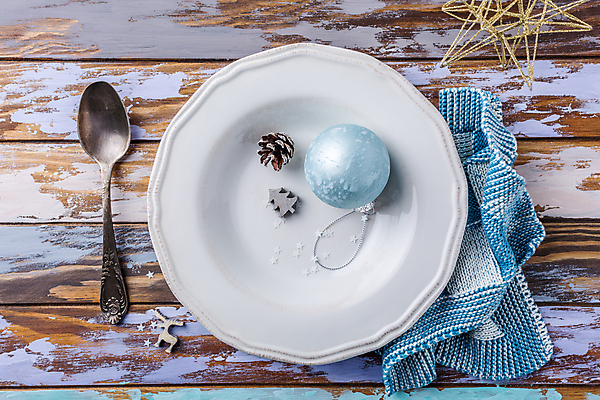 포토 JPG 해외이미지 식기 접시 계절 음식 백그라운드 컨셉 크리스마스 겨울 탁자 휴가 새로움 기념 이벤트 사람없음 목재 장식 파란색 파티 주방 식당 숟가락 축제 저녁식사 수확 흰색 기구 시골 축하 은색 연도 메뉴 질감 냅킨 머리위 전나무 설정 점심식사 백자 옛날 정물화 카피스페이스 해외포토 나무 기념일 컬러 가구 농업 재료 수저 상점 식사 공백 도자기 그림 파일형식 이미지허브