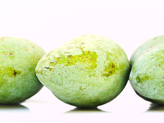 포토 JPG 해외이미지 음식 백그라운드 다이어트 과일 재료 태국 열대 건강 사람없음 초록색 침묵 신선 달콤 오브젝트 흰배경 유기농 망고 비타민 내추럴 고립 숙성 해외포토 웰빙 아시아 컬러 소리 흰색 맛 열대과일 영양소 파일형식 이미지허브