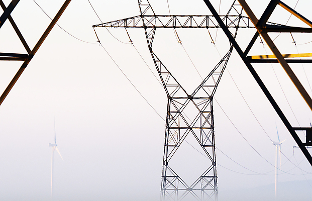 포토 JPG 해외이미지 산업 선 풍경 사람없음 힘 에너지 안개 철탑 생태학 전압 해외포토 교육 날씨 탑 파일형식 이미지허브