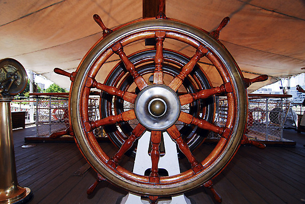 포토 JPG 해외이미지 시선 교통수단 교통시설 모바일 항해 안전 사람없음 감각 보호 위험 예방 함선 시력 비전 네비게이션 오리엔테이션 해외포토 교통 컨셉 배_교통 시설 파일형식 이미지허브
