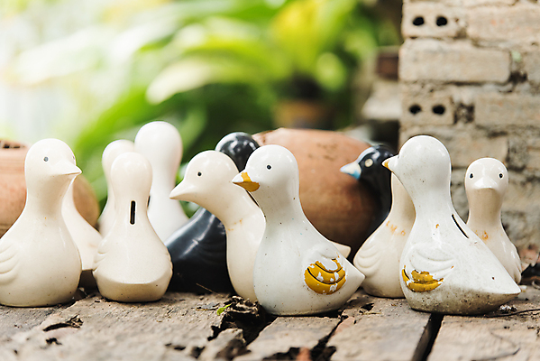 포토 JPG 해외이미지 동물 인형 백그라운드 조류 아침 오리 사람없음 야외 가로 초록색 햇빛 농장 노란색 일출 봄 아기 신생아 작음 깃털 거위 솜털 해외포토 주간 계절 컬러 농업 사람 태양 노을 크기 파일형식 이미지허브