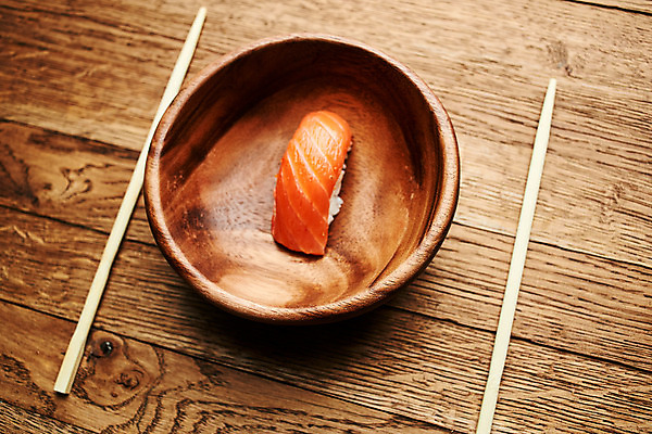 포토 JPG 해외이미지 접시 젓가락 새우 요리 동양인 사람없음 세트 초밥 회 신선 사발 참치 해산물 메뉴 준비 연어 대두 해외포토 식기 음식 수저 갑각류 어류 인종 사기그릇 일본음식 파일형식 이미지허브