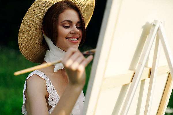 포토 JPG 해외이미지 주간 백인 라이프스타일 드레스 여자 자연 갈색머리 미술 한명 상반신 성인 취미 야외 옆모습 잡기 붓 그리기 숲 이젤 예술가 캔버스 화가 성인여자한명만 해외포토 자연요소 서양인 직업 1 헤어스타일 옷 뷰포인트 모션 문화예술 사람 생활 미술도구 생태계 여자한명만 성인여자만 파일형식 이미지허브