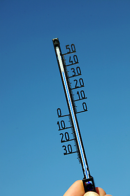 포토 JPG 해외이미지 계절 파도 자연 하늘 날씨 휴가 따뜻함 피곤 사람없음 야외 빨간색 물 글로벌 햇빛 태양 숫자 환경 맑음 봄 장비 추위 기구 뜨거움 열 온도계 지시 예측 측정 눈금 온도 섭씨 타격 해외포토 자연요소 문자 바다 컬러 컨셉 모션 생태계 파일형식 이미지허브