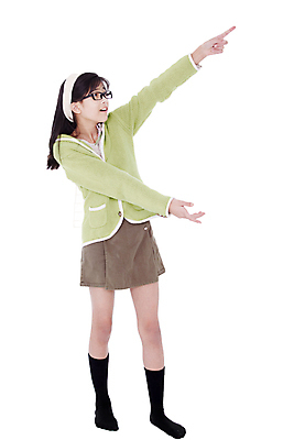 포토 JPG 해외이미지 손 여자 행복 어린이 손가락 태국 관리 한명 서기 미소 동양인 초록색 가리킴 스웨터 흰배경 라임 다인종 보여주기 고립 혼혈 유라시아 해외포토 1 감정 유럽 아시아 컬러 백그라운드 상의 과일 모션 표정 사람 인종 손짓 신체부위 흰색 다문화 파일형식 이미지허브