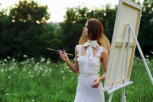 포토 JPG 해외이미지 주간 백인 라이프스타일 응시 드레스 여자 자연 갈색머리 미술 한명 상반신 성인 취미 야외 앞모습 잡기 붓 숲 이젤 예술가 캔버스 화가 성인여자한명만 해외포토 자연요소 서양인 직업 1 헤어스타일 시선 옷 뷰포인트 모션 문화예술 사람 생활 미술도구 생태계 여자한명만 성인여자만 파일형식 이미지허브