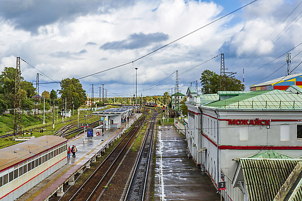 포토 JPG 해외이미지 주간 나무 구름 유럽 산업 도로 여행 백그라운드 교통시설 하늘 사람없음 야외 초록색 파란색 여행객 기차 가을 흰색 도시 역 교차로 도착 창고 출발 상업 러시아 마차 승객 단상 러시아인 터미널 그리너리 해외포토 자연요소 서양인 식물 계절 나라 길 육상교통 교통수단 컬러 교통 컨셉 대중교통 사람 시설 파일형식 트랜드컬러 이미지허브