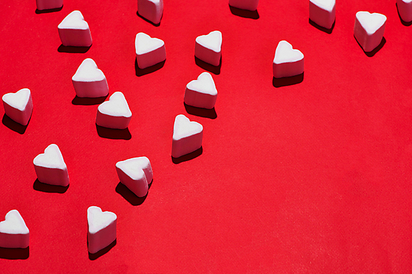 포토 JPG 해외이미지 사람없음 하트 마시멜로우 빨간배경 카피스페이스 해외포토 모양 백그라운드 디저트 빨간색 공백 파일형식 이미지허브