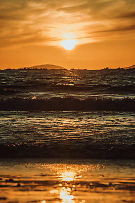 포토 JPG 해외이미지 바다 하늘 사람없음 야외 태양 일몰 야간 소프트포커스 해외포토 자연요소 촬영기법 노을 파일형식 이미지허브