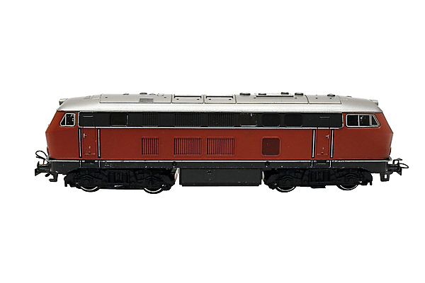 포토 JPG 해외이미지 모델 산업 길 교통수단 여행 백그라운드 교통시설 자동차 놀이 사람없음 장난감 금속 미니어처 기차 수확 화물 게임 흰색 클래식 닫기 작음 자르기 복고 마차 승객 고립 옛날 해외포토 육상교통 컬러 교통 컨셉 농업 모션 재질 대중교통 모형 운송업 크기 시설 파일형식 이미지허브