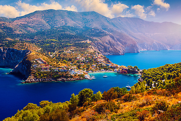 포토 JPG 해외이미지 꽃 바다 섬 여행 항해 파노라마 사람없음 여름 관광지 컬러풀 햇빛 마을 맑음 개화 지중해 그리스 휴양지 엽서 타운 그리스인 명승지 터키석 파라다이스 해외포토 서양인 식물 계절 유럽 컬러 배_교통 날씨 촬영기법 풍경 태양 장소 도시 보석 편지 파일형식 이미지허브