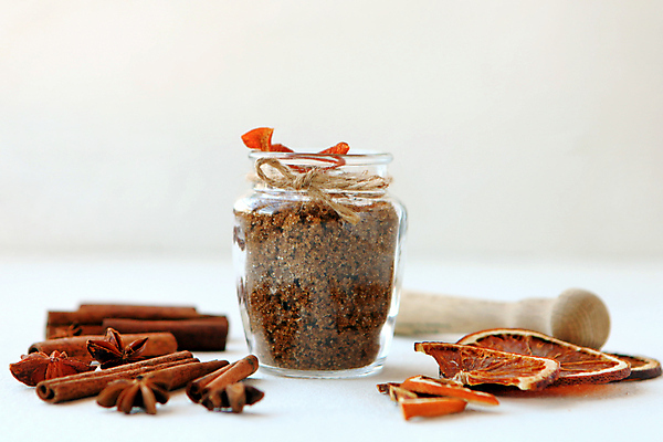 포토 JPG 해외이미지 전통 별 음식 크리스마스 오렌지 재료 휴가 디저트 건조 사탕 종류 요리 사람없음 장식 갈색 시골 양념 막대기 닫기 달콤 맛 설탕 굽기 심볼 향신료 묘사 흰배경 에코 유기농 아로마 향료 향 시나몬 비건 해외포토 자연요소 웰빙 기념일 컬러 백그라운드 컨셉 과일 모션 환경 흰색 구이 향기 냄새 채식주의자 향미료 파일형식 이미지허브