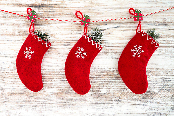 포토 JPG 해외이미지 전통 계절 밧줄 크리스마스 겨울 휴가 새해 양말 선물 이벤트 사람없음 장식 가로 빨간색 흰색 나뭇가지 시골 축하 신용카드 심볼 전나무 노엘 카피스페이스 크리스마스배경 나무배경 해외포토 나무 기념일 줄 컬러 백그라운드 컨셉 금융 공백 파일형식 이미지허브