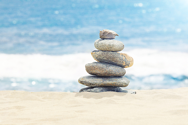 포토 JPG 해외이미지 선 모래 파도 바다 여행 불교 자연 하늘 휴가 휴식 건강 사람없음 물 파란색 햇빛 쌓기 평화 탑 스파 화목 침묵 조약돌 영혼 매끈함 배열 명상 피라미드 심플 테라피 흙더미 내추럴 평형 해외포토 자연요소 건축물 종교 컬러 컨셉 모션 태양 뷰티 수영 소리 흙 돌_바위 감각 생태계 랜드마크 파일형식 더미 이미지허브