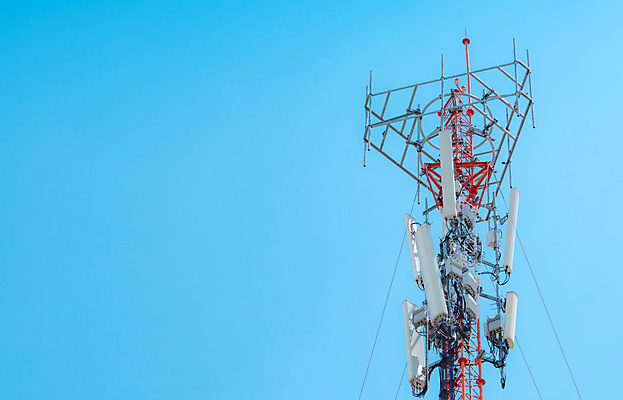 포토 JPG 해외이미지 산업 백그라운드 인터넷 비즈니스 통신 하늘 모바일 세포 안테나 사람없음 파란색 스마트폰 핸드폰 글로벌 탑 금속 디지털 텔레비전 자료 인공위성 정보 흰색 도시 네트워크 역 연결 접속 큼 무선전화기 전화기 스마트 라디오 신호 방송 전염 봉 철탑 공학 철강 셀룰러 제공자 4G 해외포토 건축물 교육 컬러 컨셉 교통시설 재질 IT 전자제품 스마트기기 질병 크기 감염 파일형식 이미지허브