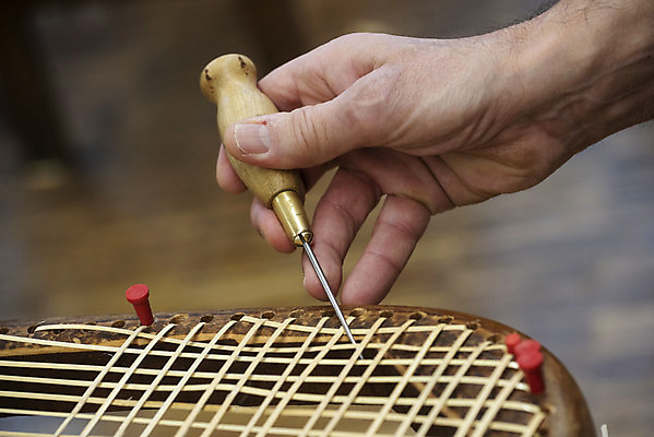 포토 JPG 해외이미지 직업 회사 비즈니스 직장 건강 사람없음 목재 경제 바구니 업무 시장 장애물 장애인 종업원 버드나무 무역 목공예 질서 장애 고용 접근 해외포토 나무 산업 재료 구직 예절 작업 공예 채용 파일형식 이미지허브