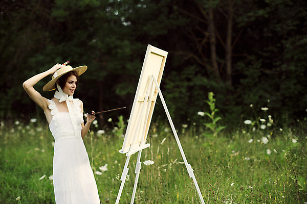 포토 JPG 해외이미지 주간 백인 라이프스타일 응시 드레스 여자 자연 갈색머리 미술 한명 상반신 성인 취미 야외 옆모습 손들기 잡기 붓 숲 이젤 예술가 캔버스 화가 성인여자한명만 해외포토 자연요소 서양인 직업 1 헤어스타일 시선 옷 뷰포인트 모션 문화예술 사람 생활 미술도구 생태계 여자한명만 성인여자만 파일형식 이미지허브