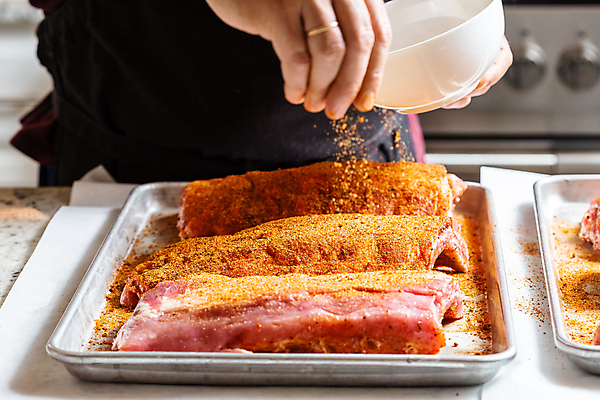 포토 JPG 해외이미지 음식 백그라운드 부분 뼈 육류 돼지고기 요리 사람없음 옆모습 주방 식당 요리사 식사 저녁식사 미국 소고기 신선 레인지 양념 바비큐 향신료 준비 날것 갈비뼈 덩어리 바비큐립 단백질 방법 생식 정육점 핸드메이드 해외포토 직업 뷰포인트 북아메리카 식재료 상점 가전제품 영양소 향미료 파일형식 이미지허브