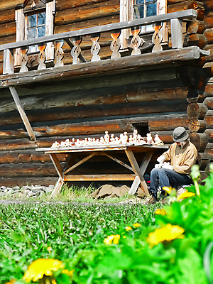 포토 JPG 해외이미지 나무 전통 디자인 외관 벽 조각 잎 건축양식 창문 유리 거리 주택 프레임 3 사람없음 야외 건물 목재 장식 빨간색 문 마을 정원 회색 덮개 시골 오스트리아 재산 작음 버리기 시골집 박물관 질감 러시아 내추럴 뒤뜰 옛날 해외포토 식물 건축물 건축 유럽 컬러 재료 모션 재질 금융 뚜껑 크기 파일형식 이미지허브