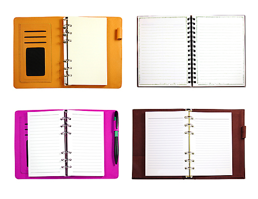 포토 JPG 해외이미지 교육 종이 분홍색 백그라운드 비즈니스 텍스트 학교 나선형 사람없음 책 스터디 세트 사무실 펜 갈색 다이어리 쪽지 공책 공백 흰색 기록 오픈 메시지 계획 가죽 수집 문서 캔버스 페이지 바인더 패드 경영 고립 카피스페이스 해외포토 컬러 컨셉 무늬 문구용품 학습 필기구 사무용품 파일형식 이미지허브