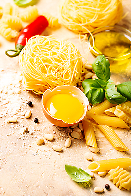 포토 JPG 해외이미지 전통 접시 음식 백그라운드 포크 컨셉 재료 탁자 치즈 파스타 건강 스파게티 요리 사람없음 식당 계란 식사 저녁식사 여러개 이탈리아 흰색 시골 신선 면 지중해 크림 햄 날것 레시피 성분 바질 점심식사 핸드메이드 카피스페이스 맛있는 해외포토 식기 유럽 바다 컬러 가구 다수 유제품 서양음식 육류 상점 알 공백 파일형식 이미지허브