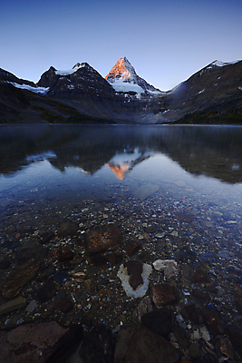 포토 JPG 해외이미지 공원 호수 캐나다 자연 아침 산 사람없음 빛 햇빛 반사 황무지 정상 빙하 멀리 절정 로키산맥 해외포토 주간 공공시설 북아메리카 태양 생태계 파일형식 이미지허브