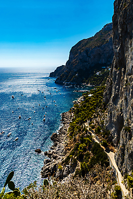 포토 JPG 해외이미지 나무 유럽 바다 섬 여행 자연 하늘 휴가 파노라마 풍경 사람없음 야외 물 여름 파란색 뷰티 이탈리아 바위 만 보트 작음 대도시 나폴리 해외포토 자연요소 식물 계절 나라 컬러 배_교통 촬영기법 돌_바위 도시 크기 생태계 파일형식 이미지허브