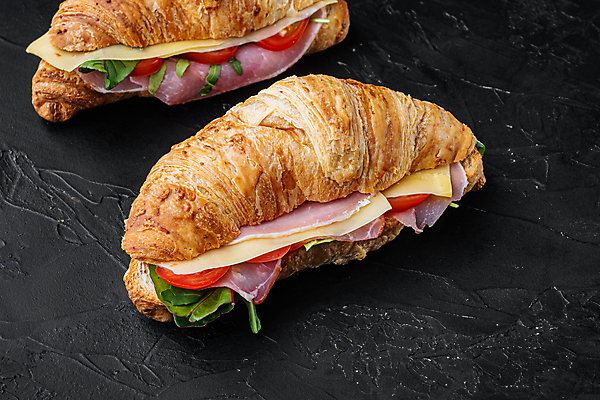 포토 JPG 해외이미지 토마토 채소 검은배경 치즈 실내 사람없음 크루아상 햄 크루아상샌드위치 해외포토 빵 백그라운드 유제품 샌드위치 육류 내부 검은색 파일형식 이미지허브