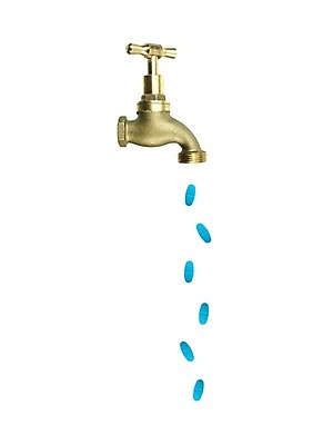 포토 JPG 해외이미지 백그라운드 불꽃 사람없음 물 빛 알약 금속 젖음 흐름 흰색 액체 떨어짐 은색 순수 수도꼭지 처방 고립 마약 스플래쉬 해외포토 자연요소 컬러 컨셉 의학 재질 불 약 파일형식 이미지허브