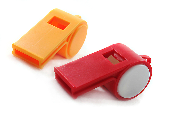 포토 JPG 해외이미지 길 악기 스포츠 경고 사람없음 빨간색 노란색 축구 소리 도움 심판 위험 호루라기 출발 신호 파이프 시끄러움 지휘자 삼바 해외포토 음악 컬러 컨셉 구기 음악가 파일형식 이미지허브