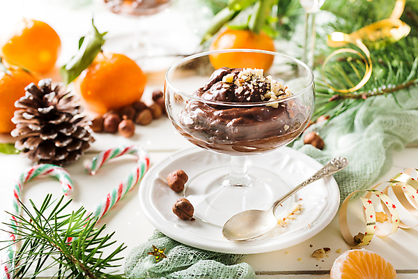 포토 JPG 해외이미지 전통 접시 계절 음식 백그라운드 크리스마스 다이어트 채소 가족 탁자 휴가 주택 건강 요리 이벤트 사람없음 장식 초록색 파티 식당 초콜릿 식사 저녁식사 견과류 수확 흰색 축하 신선 체리 먹기 메뉴 잔치 레시피 푸딩 아보카도 점심식사 무스 채식주의자 핸드메이드 카피스페이스 해외포토 식기 기념일 컬러 가구 컨셉 농업 과일 관계 모션 디저트 건물 상점 공백 채식 파일형식 이미지허브