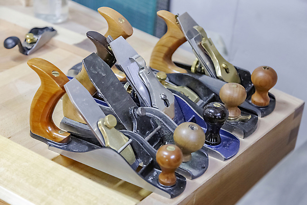 포토 JPG 해외이미지 직업 산업 백그라운드 직장 실내 사람없음 목재 금속 장비 흰색 기구 공구 작업실 닫기 제조 철 목수 오브젝트 목공예 DIY 수목 옛날 조작 철강 특별함 하드웨어 핸드메이드 해외포토 나무 컬러 컨셉 회사 재료 모션 재질 취미 내부 컴퓨터 도구 공예 파일형식 이미지허브