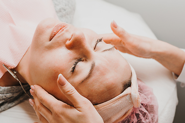 포토 JPG 해외이미지 웰빙 여자 행복 얼굴 신체 건강 관리 한명 사람 치료 머리 상점 스파 에너지 마사지 유혹 미용사 피부 피부관리 테라피 내추럴 거짓말 돌봄 안마사 치료사 노화 해외포토 직업 1 감정 컨셉 의학 모션 신체부위 뷰티 파일형식 이미지허브