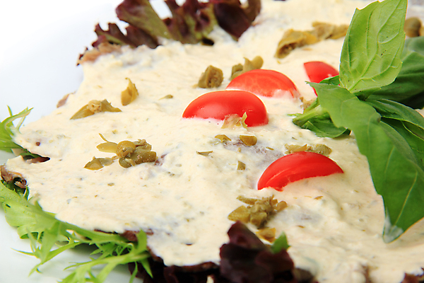 포토 JPG 해외이미지 접시 음식 조각 토마토 채소 건강 육류 요리 사람없음 초록색 식사 저녁식사 이탈리아 샐러드 신선 맛 애피타이저 지중해 참치 향 레시피 점심식사 송아지고기 맛있는 해외포토 식기 유럽 바다 컬러 컨셉 식재료 어류 파일형식 이미지허브