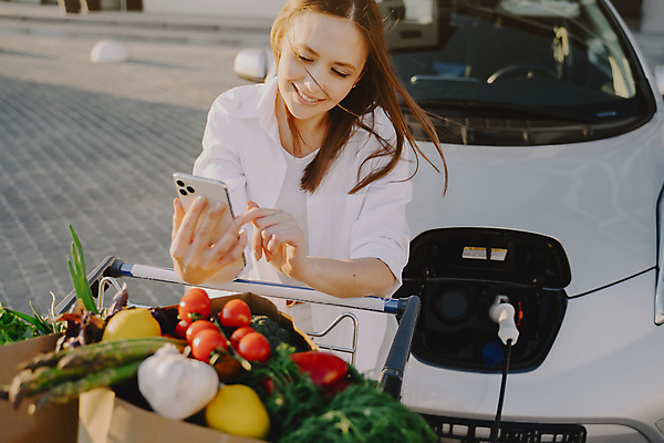 포토 JPG 해외이미지 백인 직업 라이프스타일 산업 도로 백그라운드 비즈니스 교통시설 자동차 성공 미래 거리 한명 태양 문 환경 힘 카트 운전 비즈니스우먼 오픈 자신감 운전사 역 주차 속도 에코 생태계 전자 충전 슈퍼마켓 베터리 생태학 자동 충전기 해외포토 자연요소 서양인 1 여자 교육 감정 길 육상교통 교통 컨셉 모션 사람 생활 상점 기계 직장인 시설 파일형식 이미지허브